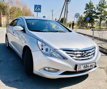 газ 53самасвал: Hyundai Sonata: 2 л | 2011 г. | Седан | Идеальное