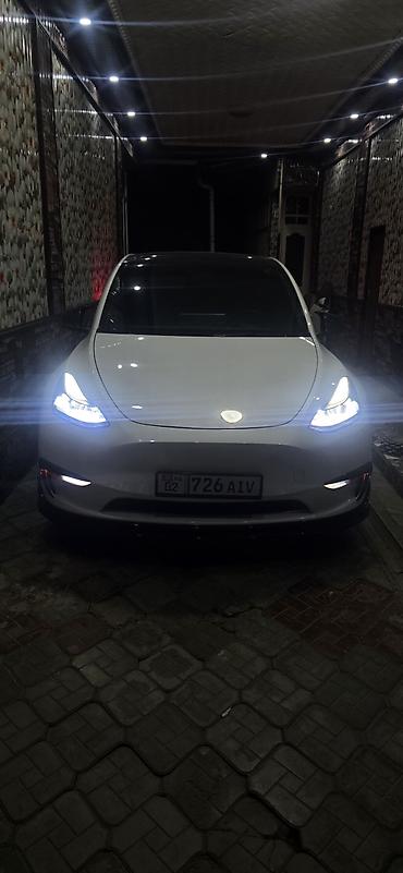 Tesla Model Y: 2023 г., Автомат, Электромобиль, Седан at lalafo.kg Tesla Model Y: 2023 г., Автомат, Электромобиль, Седан