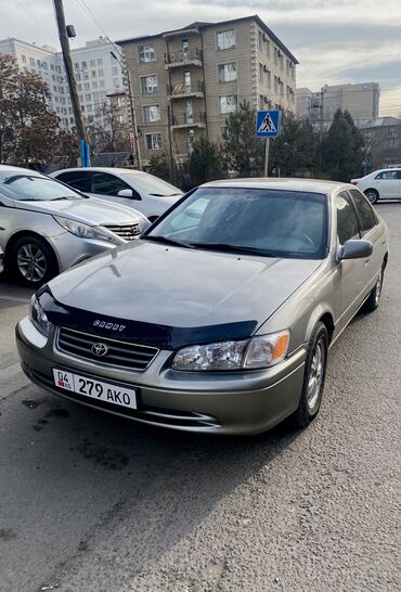 Toyota: Toyota Camry: 2001 г., 2.2 л, Автомат, Газ, Седан