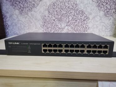 Modemlər və şəbəkə avadanlıqları: TP-Link Switch TL-SG1024D 24-Port Yenisi 200 manatdır.Yenidən seçilmir