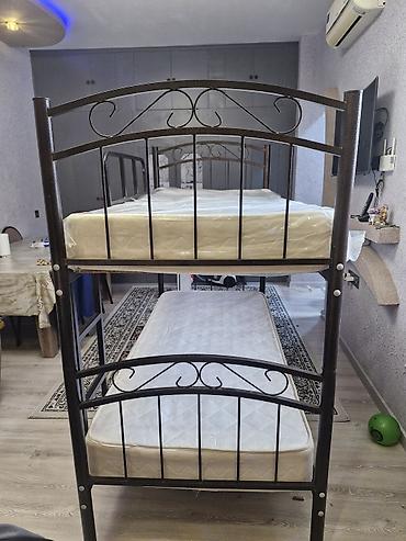 Çarpayılar: İşlənmiş, İkinəfərlik çarpayı, Bazasız, Matras ilə, Siyirməsiz, Azərbaycan — 1