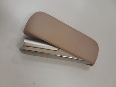 iqos case: IQOS – tütün çubuqları üçün qızdırıcı cihaz - Rəng: bej/gümüş - — 4