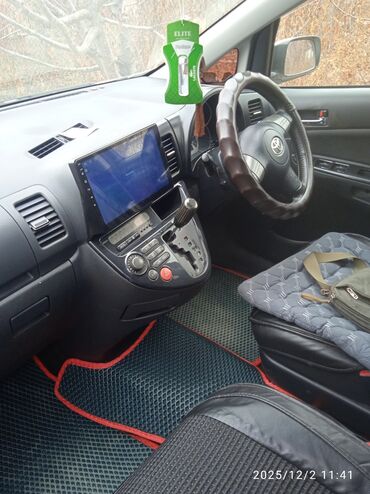 Toyota: Toyota WISH: 2003 г., Бензин, Универсал — 7