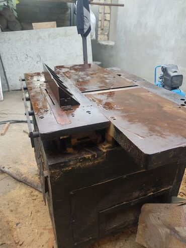 Mebel və taxta dəzgahları: Ağac emalı üçün ağır tip dəzgah sovet malı mişarrəndə,plintus — 3