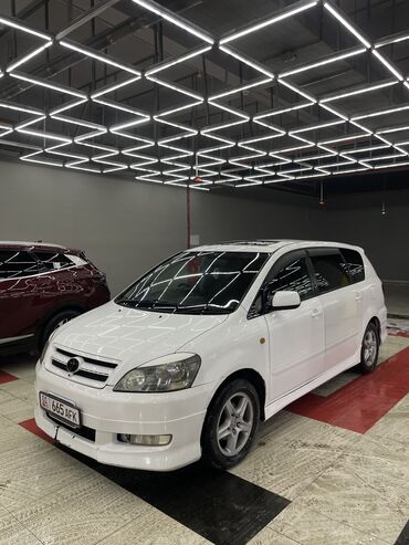 Toyota: Toyota Ipsum: 2003 г., 2.4 л, Автомат, Бензин, Минивэн