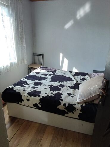 Uzunmüddətli kirayə mənzillər: Qobuda dörd otaqlı ev iki otaq bir kuxna hazır iki otaq təmirsiz qaz — 3