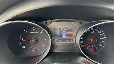 Kia: Kia Carnival: 2019 г., 2.2 л, Автомат, Дизель, Минивэн — 12