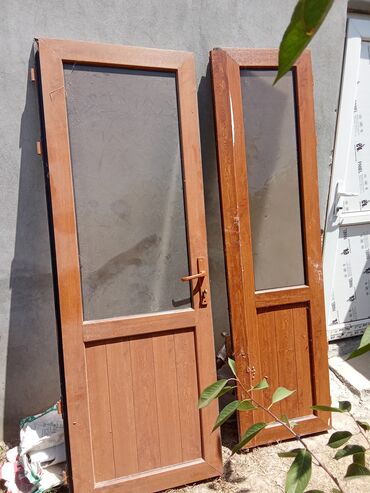 qapi rengleri: İşlənmiş Plastik qapı Çərçivə ilə, Zəmanətsiz, Ünvandan götürmə