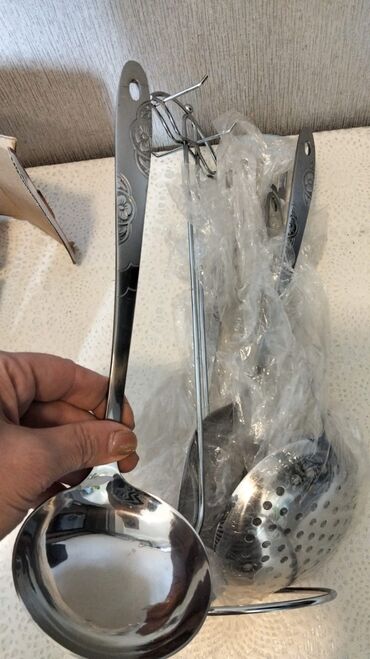 Digər mətbəx aksesuarları: Yeni dest