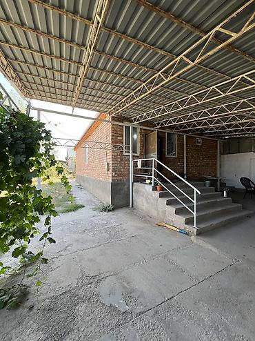 Продажа коттеджей и домов: Продается дом 3 комнат, 100м2, 6 соток Кирпичный новый дом Есть свет — 10