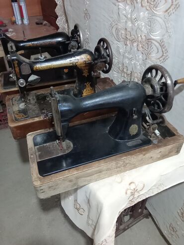 продать швейную машинку: Qədim tikiş maşınları.Ucudə normal tikirlər.Ucu bir yerdə 100