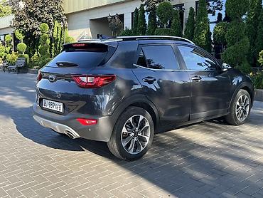 spark 1: Kia Stonic: 2018 г., 1.4 л, Автомат, Бензин, Кроссовер — 7