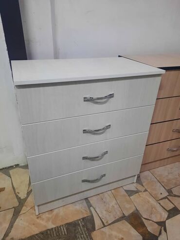 Комоды для одежды: Продаю новый комод российский ламинат Длина 75 Высота 85 Глубина — 7