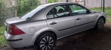 Ford: Ford Mondeo: 2002 г., 1.8 л, Механика, Бензин, Седан