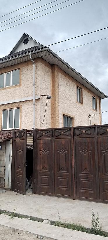 переоформление: Срочно продаётся трёхэтажный дом 7 комнат с придомовыми постройками — 1
