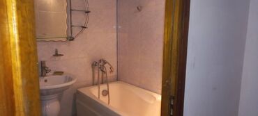 Uzunmüddətli kirayə mənzillər: Bileceride 284 sayli mektebin yaxininda 9 mertebenin 2 ci mertebesinde — 4