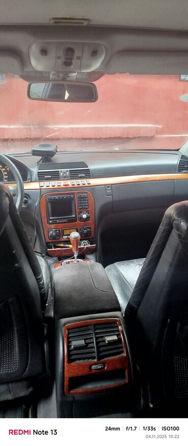 Mercedes-Benz: Mercedes-Benz S 320: 3.2 l | 2000 il Sedan — 5