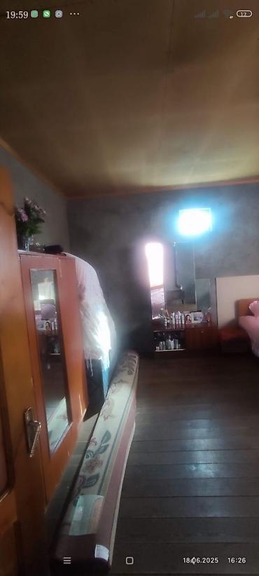 bine qesebesi torpaq: Ağdaş şeheri qolqeti kendi şekili kent yolu üstü 1ci ev 40sotda 137 kv — 8