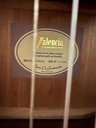 klassik gitara: Qiymet asagi yeri var Valencia klassik gitara – model VC204cSB - — 2