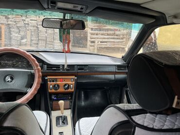 датчик положения дроссельной заслонки опель вектра б: Mercedes-Benz — салон классической модели W124 (ориентировочно), вид