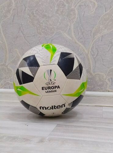 agdag topdan satis: Futboll topu satılır çox az istifadə olunub çox ucuz qiymete satıram