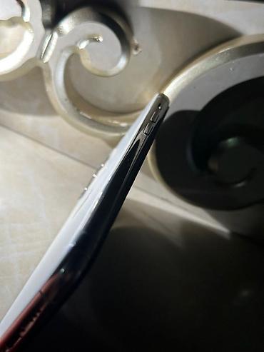 Apple iPhone: IPhone 11 Pro, Б/у, 64 ГБ, Серебристый, Зарядное устройство, Защитное стекло, Кабель, 71 % — 7