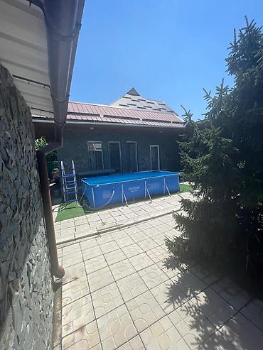 сел: 🏡 Продается дом в селе Новопокровка ✨ Просторный дом для большой семьи — 8