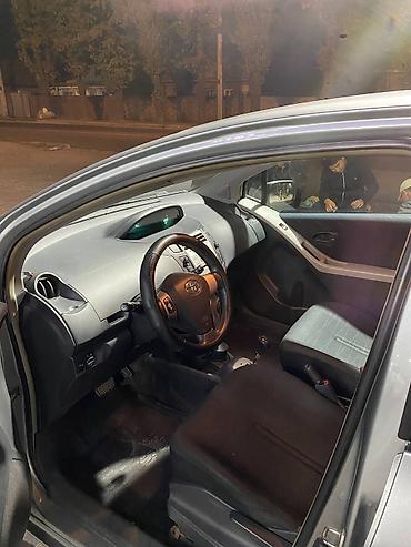 авто ярис: Toyota Yaris: 2006 г., 1.3 л, Робот, Бензин, Хэтчбэк — 10