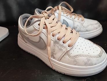 кеды найк: Стильные женские кроссовки Nike с оригинальным мраморным принтом — 4