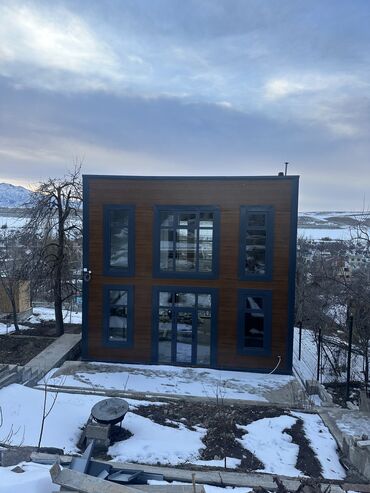 срочно продам дом в бишкеке: Таунхаус, 88 кв. м, 5 бөлмө, Менчик ээси