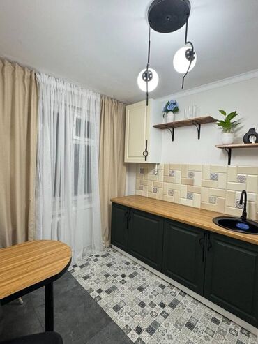 квартира фатьянова: 1 бөлмө, 33 кв. м, 104-серия, 2 кабат, Евроремонт
