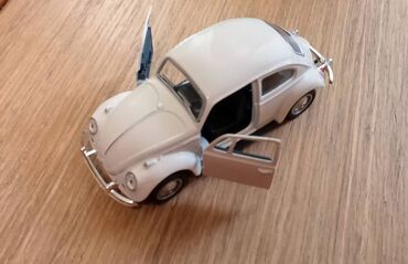 Figurice i makete: Nov metalni model automobila VW Buba. Mogu da mu se otvaraju vrata — 7