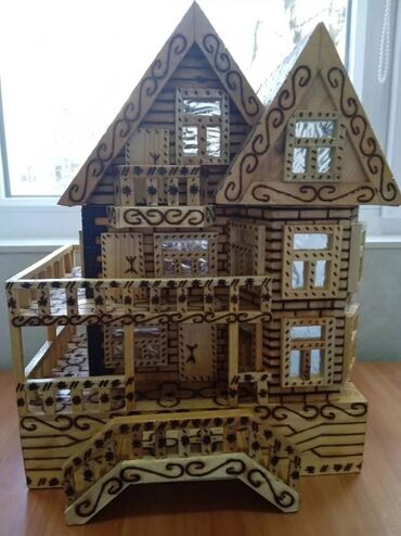 деревянные шкатулки: Деревянный домик шкатулка