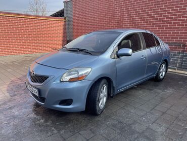 Toyota: Toyota Yaris: 2010 г., 1.5 л, Автомат, Бензин, Седан