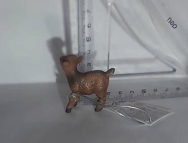 Игрушки: Продаю детские игрушки, фигурки животных. в отличном состоянии. можно — 4