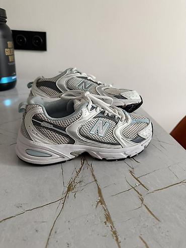 Кроссовки New Balance 530 - Оригинальная модель NB 530 в классической at lalafo.kg Кроссовки New Balance 530 - Оригинальная модель NB 530 в классической