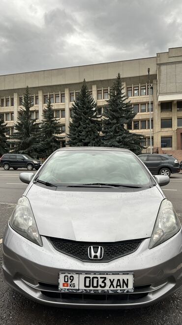 Honda: Honda Fit: 2008 г., 1.5 л, Типтроник, Бензин, Хэтчбэк