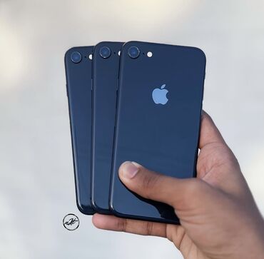 Apple iPhone: IPhone 8, Б/у, 64 ГБ, Черный, Защитное стекло, Чехол, Кабель, 83 %