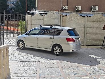 devo tiko: Toyota Ipsum: 2003 г., 2.4 л, Автомат, Бензин, Минивэн — 2