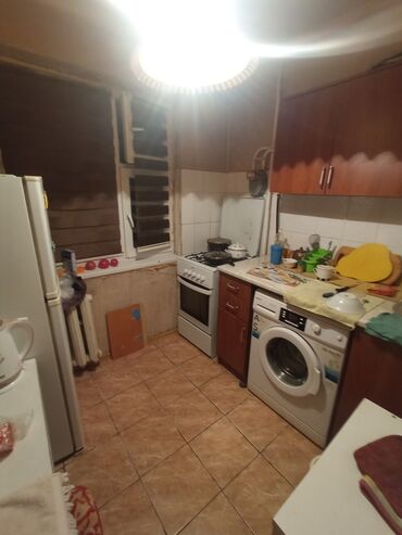 квартира бишкек васток 5: 2 бөлмө, Жаздык, жууркан-төшөк каптары, Тиричилик техникасы, Интернет, Wi-Fi