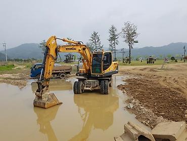 Услуги экскаватора: Экскаватор | Траншеи, Котлованы, Канализация, септик — 17