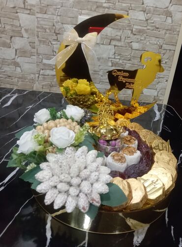Sifarişlə əl işləri: Qurban xonçası 40 azn sifariş üçün 0702887030.Çatdırılma var