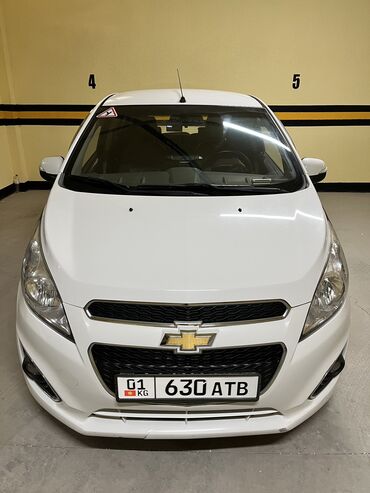 срочно срочно продаю машина: Chevrolet Spark: 2015 г., 1 л, Автоматтык, Бензин, Хетчбек
