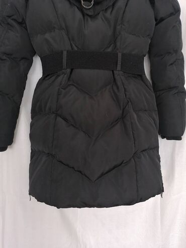 Zimske jakne: Zara, M, Jednobojni, Perje — 10