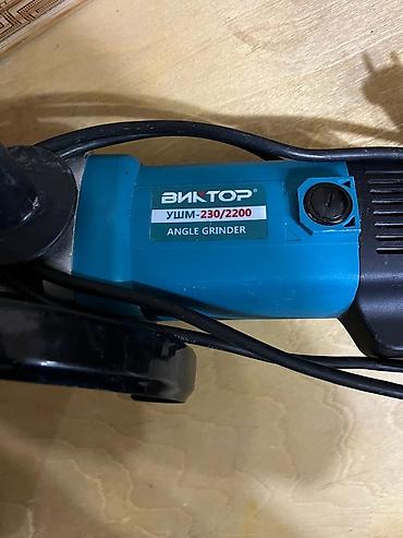 3d rucka: VİKTOR UŞM-230/2200 bucaqslı daşlayıcı (Angle Grinder) - Güc: 2200 W — 2