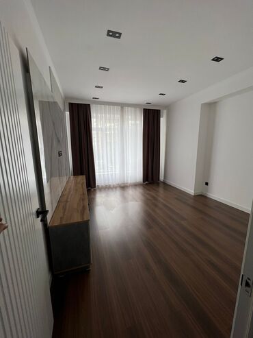 Продажа квартир: 2 комнаты, 70 м², Элитка, 3 этаж, Дизайнерский ремонт
