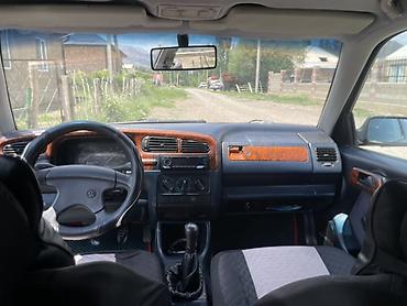 audi 90: Volkswagen Vento: 1993 г., 1.8 л, Механика, Бензин, Седан — 7