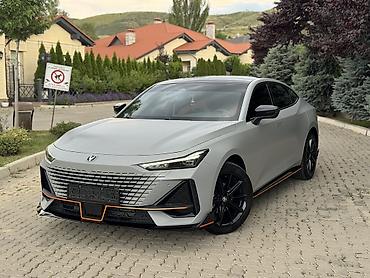 byd e1: Changan Uni-V: 2024 г., 1.5 л, Робот, Бензин, Лифтбек — 1