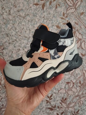 Uşaq ayaqqabıları: Çəkmələr, Oğlan üçün, 24 — 2