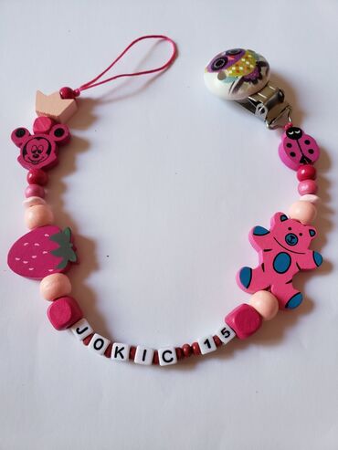 Ostale dečije stvari: Cene drvenih lančića su 600 din . Porucite personalizovani drveni — 29